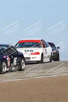 media/Oct-26-2025-CalClub SCCA (Sun) [[8ce1e69566]]/Group 2/Grapevine/